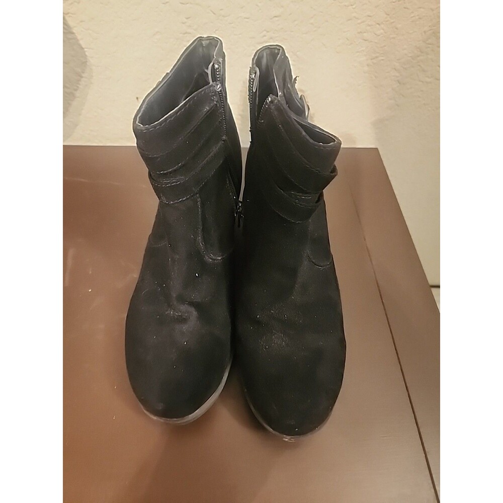 Chic & Trendy! American Eagle Black Ankle Boots Heels Women's Size 8